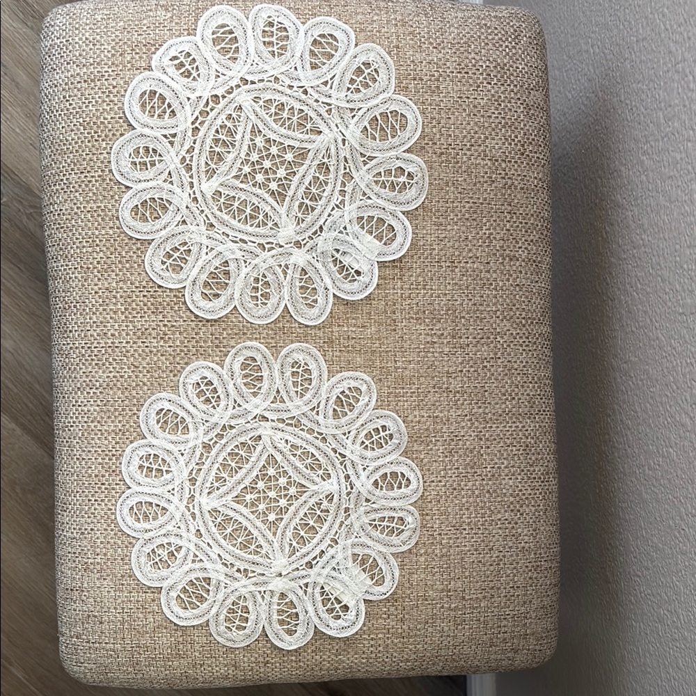 Vintage Intricate 2 Lace Doilies Set w table runner